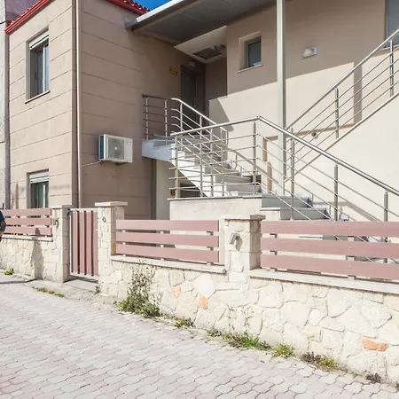 Coco Cozy * Πευκοχώρι